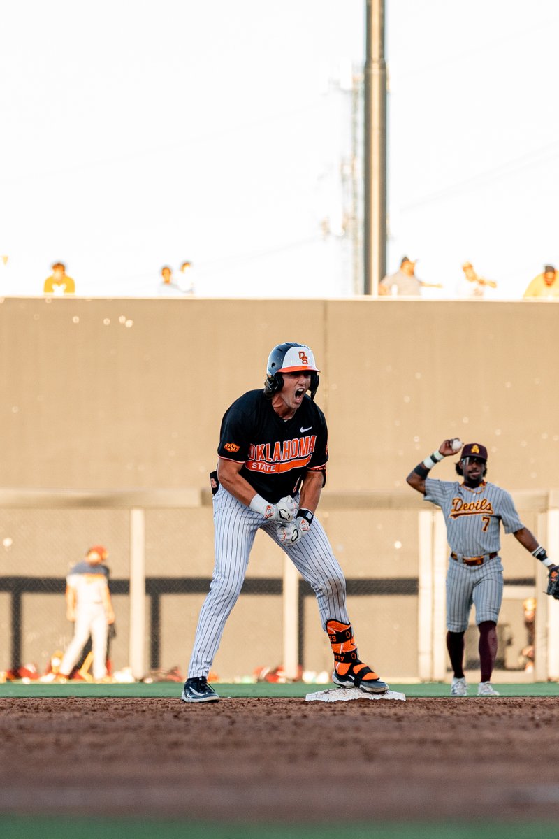 OSUBaseball's tweet photo. Spot the difference https://t.co/zDhOXS8iGb