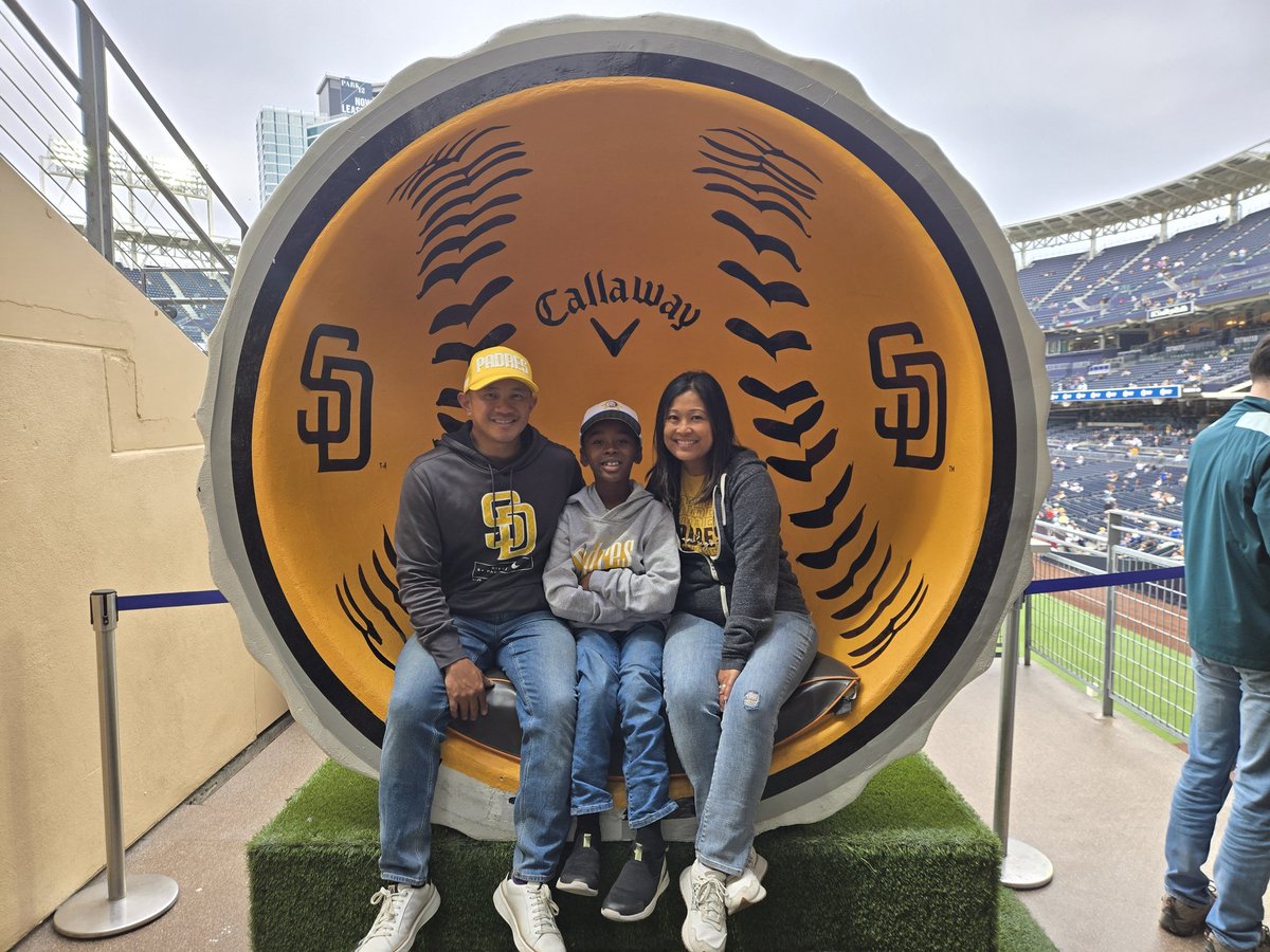 leetstalktech's tweet photo. #forthefaithful 

LFG, Padres! https://t.co/F4jzrBFRYC