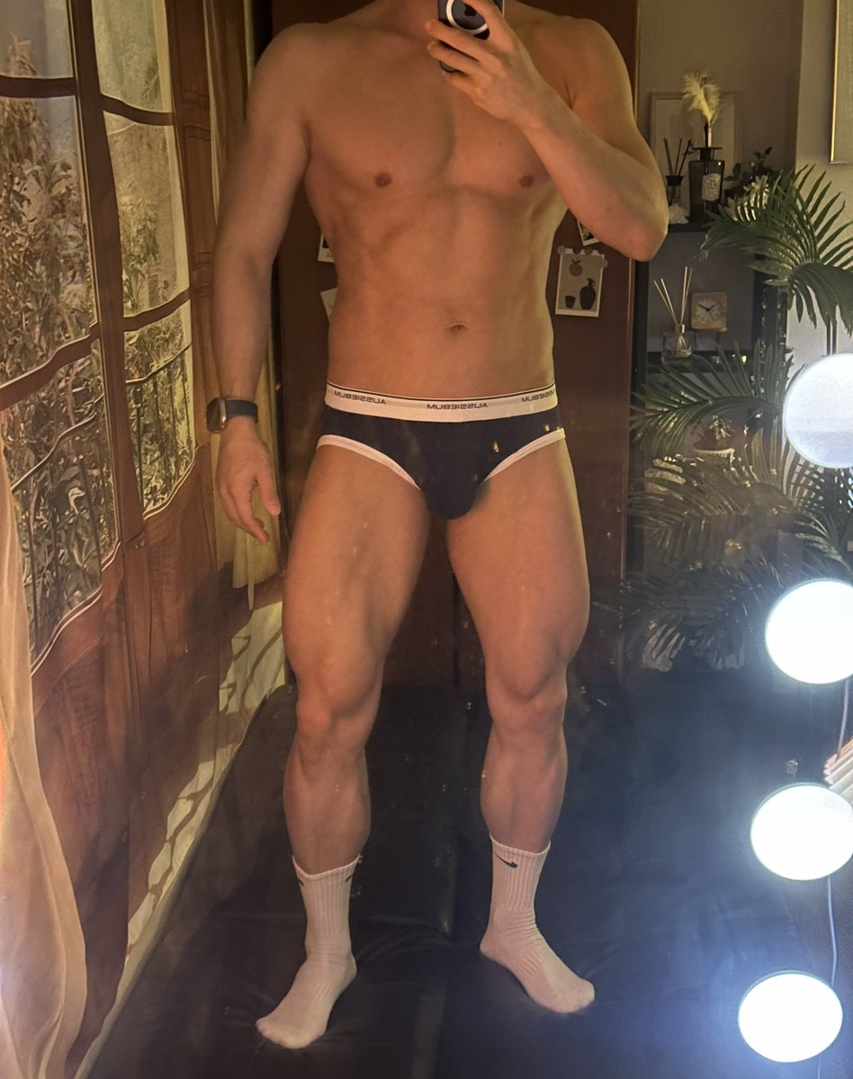 어제 왁싱함
#부산게이