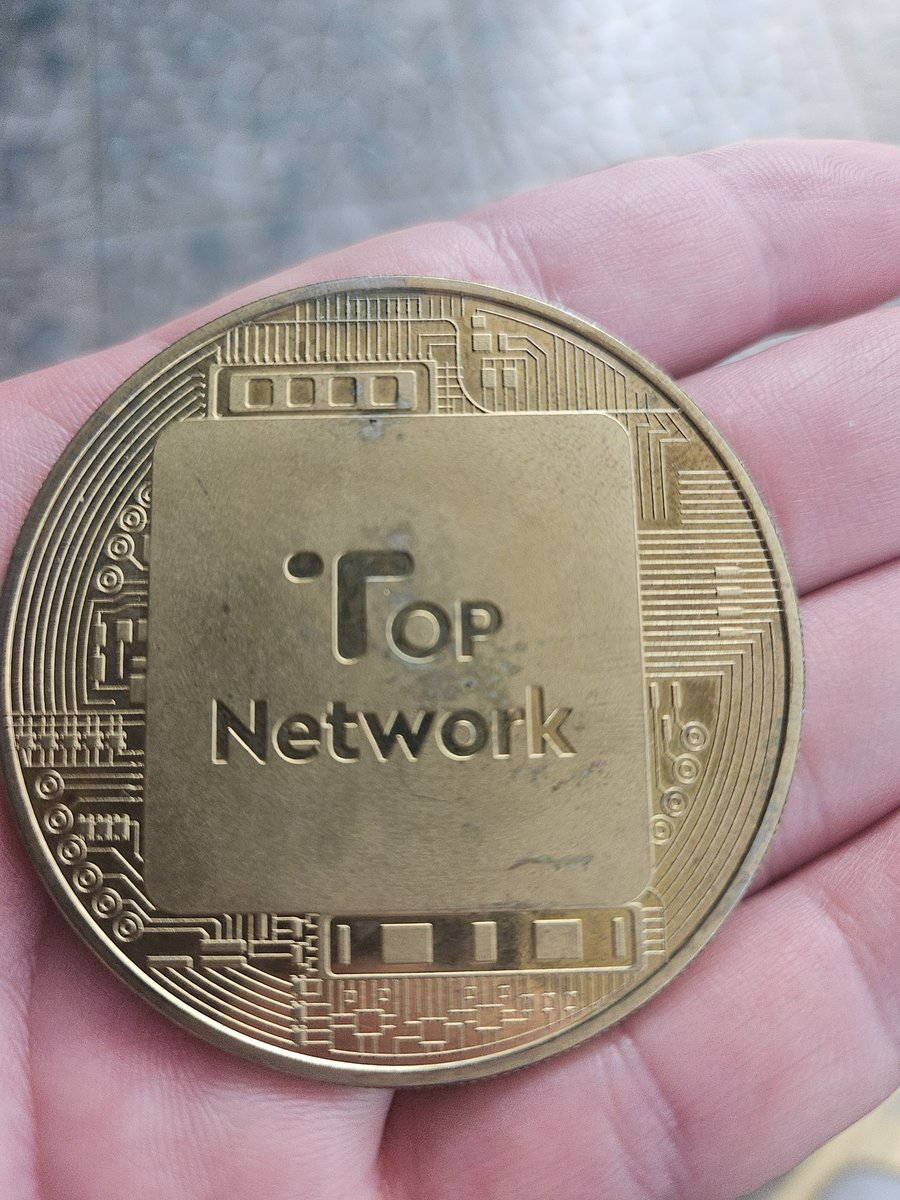 Topxen_Xna's tweet image. 三年了，加油 Topnetwork #Topnetwork #AI
@topnetwork_top @stevetopnetwork