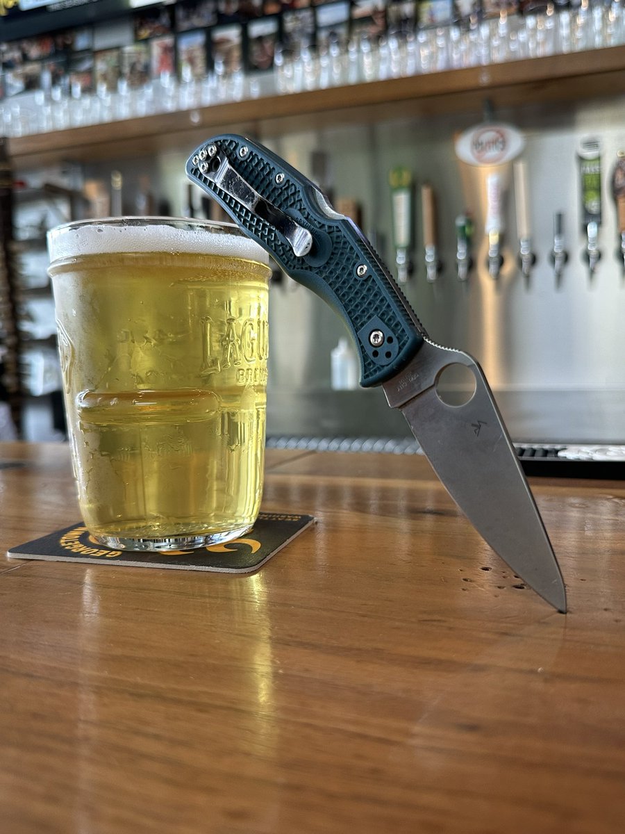 ORhunter (@orhunter) on Twitter photo Happy Friday! This blade and beer combo brought to you by <a href="/SpydercoKnives/">spydercoknives</a> and <a href="/PfriemBeer/">pFriem Beer</a> and the Growlerie. Happy Friday! This blade and beer combo brought to you by <a href="/SpydercoKnives/">spydercoknives</a> and <a href="/PfriemBeer/">pFriem Beer</a> and the Growlerie.