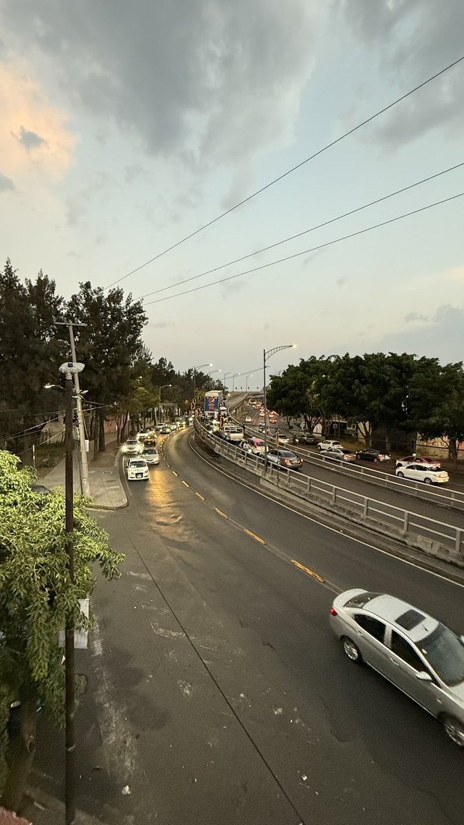 Maresi_'s tweet photo. #cercadeti #TelediarioCDMX  #VenustianoCarranza https://t.co/3AQ97bl0vk