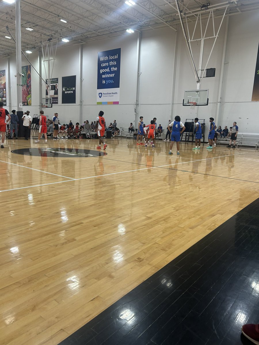 Eamonn Mahar (@hoopgroupeamonn) on Twitter photo All tied up at 35 at the half between <a href="/ToppTierBball/">Topp Tier Bball</a> and <a href="/CrownBBALL/">Crown Basketball</a> .
Neck-and-neck battle - second half coming up! All tied up at 35 at the half between <a href="/ToppTierBball/">Topp Tier Bball</a> and <a href="/CrownBBALL/">Crown Basketball</a> .
Neck-and-neck battle - second half coming up!