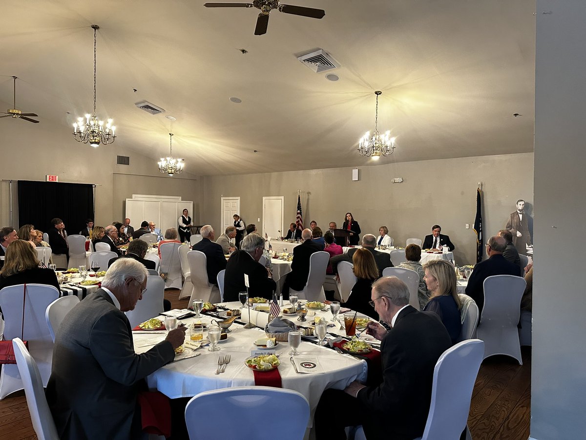 I enjoyed tonight’s Franklin Co Lincoln Day Dinner. I shared updates on my office’s recent lawsuit to investigate the implementation of kinship care &amp; our ongoing investigation into the Office of Medical Cannabis. I remain committed to protecting KY taxpayer dollars.