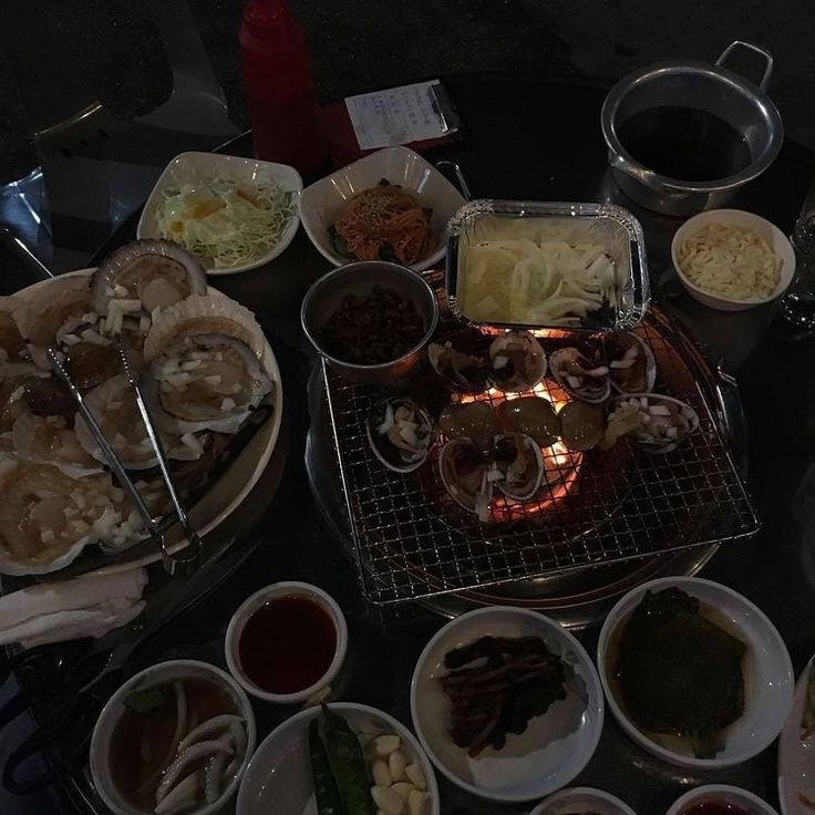 devilslyer's tweet image. ♱ 

Big backed and didn't save some for anybody. This is what happens when you don't get your own food, lmfaoo. Make sure to eat something and get your water in, or I'll waterboard you. #sucksforyou #wompwomp