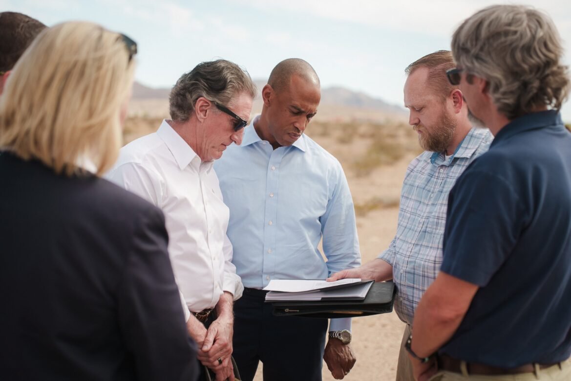 Department of Housing and Urban Development (@hudgov) on Twitter photo The federal government holds more than 615 million acres of land in the U.S.
<a href="/SecretaryTurner/">Scott Turner</a> and <a href="/SecretaryBurgum/">Secretary Doug Burgum</a> are taking inventory and examining ways to open up underutilized land for development.
This will deliver more homes and more opportunity for Americans. The federal government holds more than 615 million acres of land in the U.S.
<a href="/SecretaryTurner/">Scott Turner</a> and <a href="/SecretaryBurgum/">Secretary Doug Burgum</a> are taking inventory and examining ways to open up underutilized land for development.
This will deliver more homes and more opportunity for Americans.