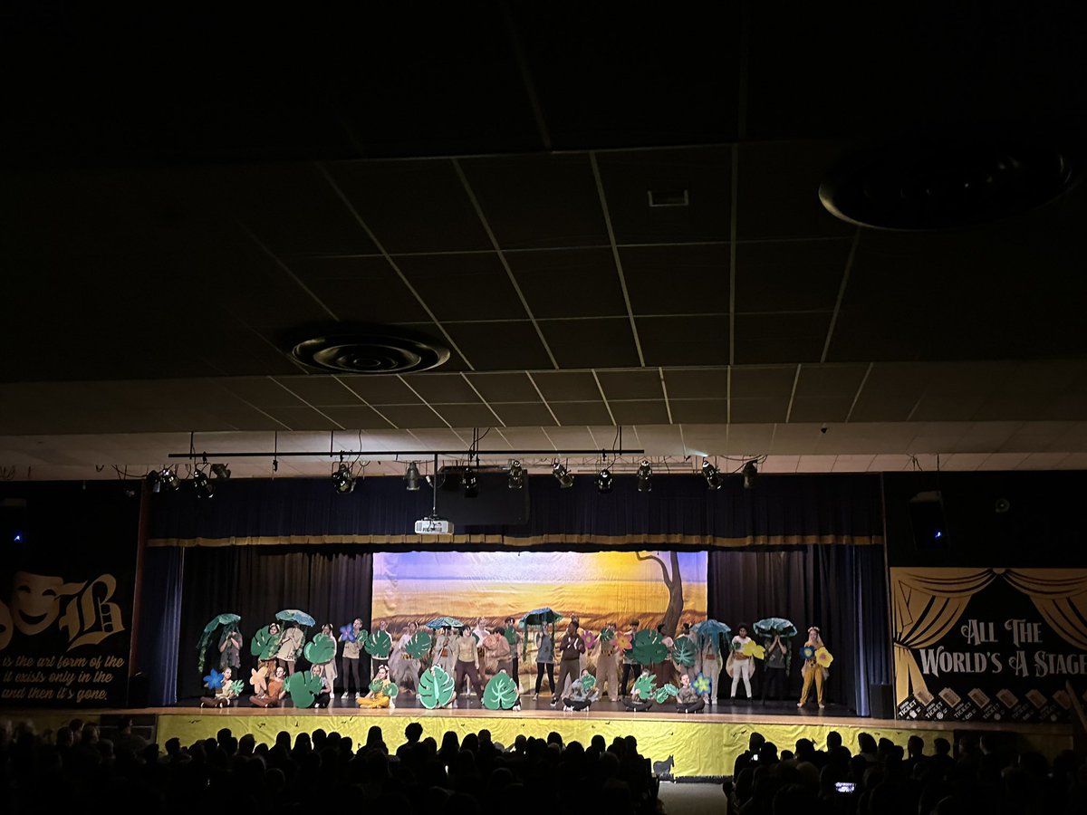 Bravo to our BRMS Drama Club for a fantastic production of The Lion King Jr! 🦁🖤💛 <a href="/BRMSPRINCIPAL/">BRMS BOBCATS</a> <a href="/BRMSchurtz/">Bob Schurtz</a>
