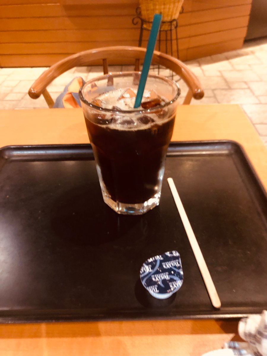 oguchanda's tweet photo. イオンのタリーズでお茶してます。 https://t.co/fGpLOCd9r9