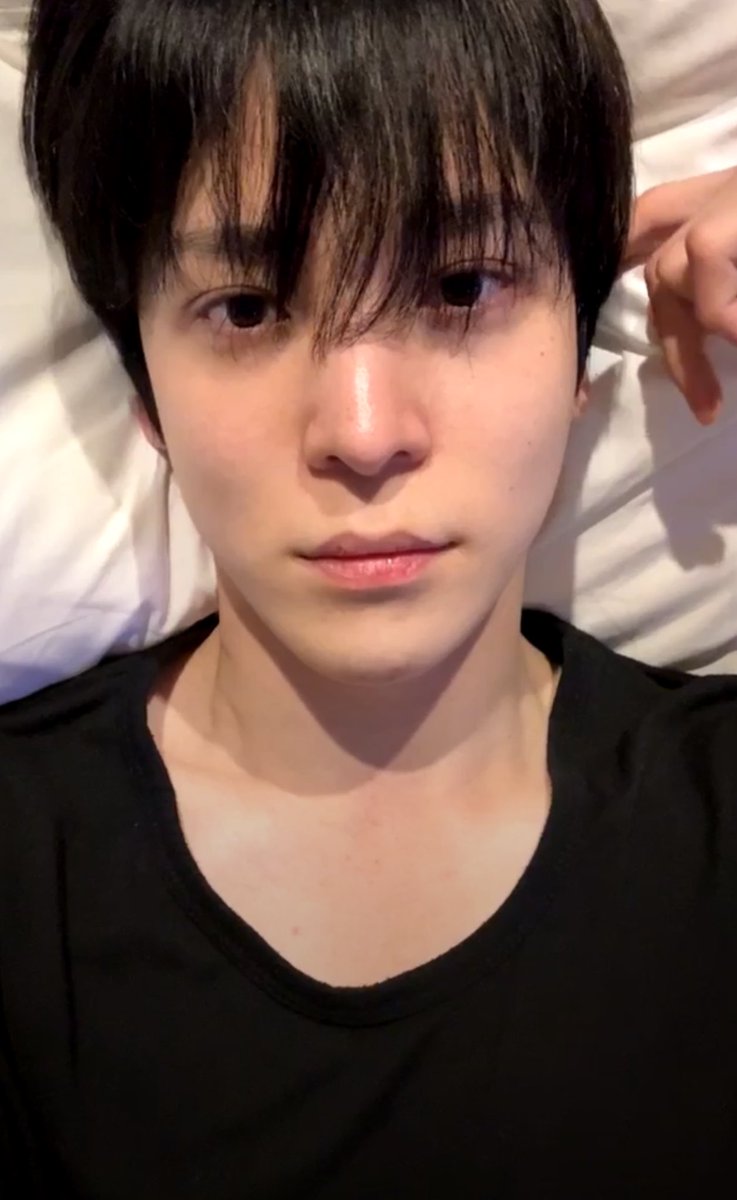 ynhotteok's tweet photo. god i am so in love w him https://t.co/nA0RUvoANd