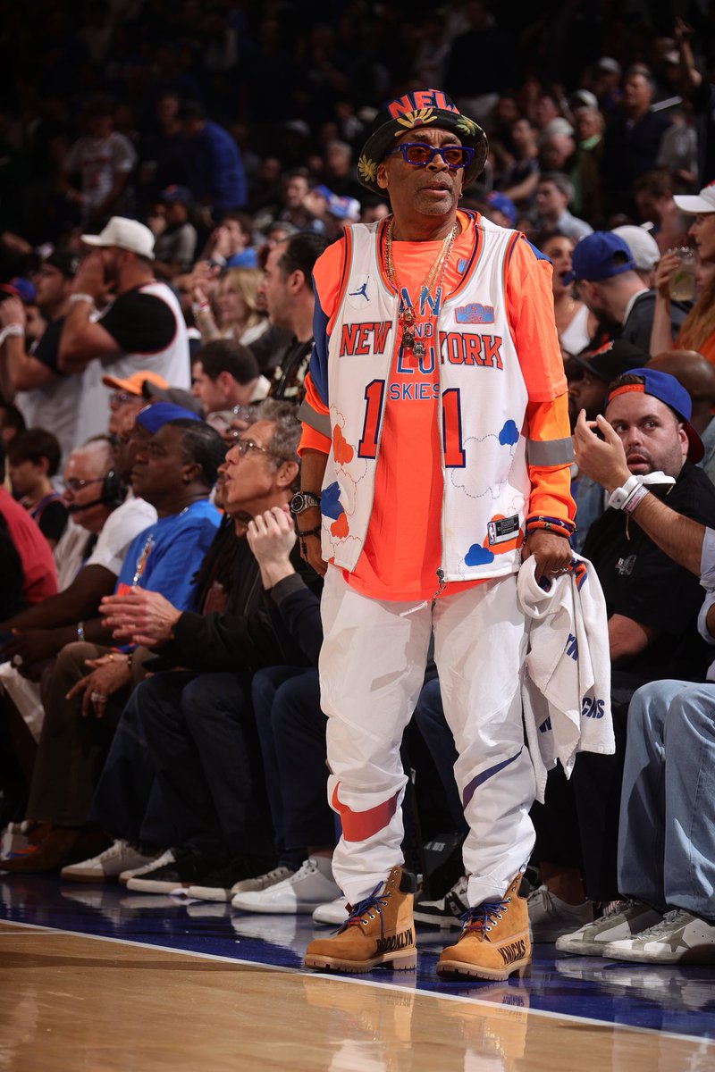 ComplexSports's tweet photo. SPIKE. LEE. https://t.co/hRLY6NgWeT