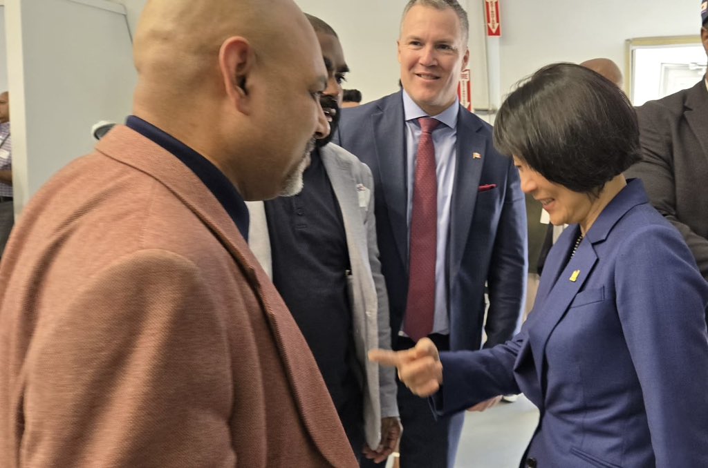 Suman Roy tweet media