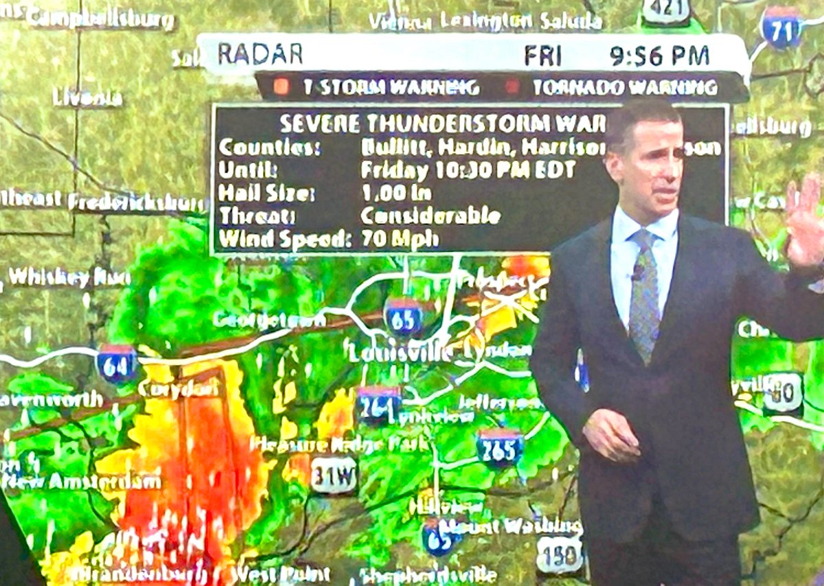 Gilbert Corsey (@gcorsey) on Twitter photo Severe thunderstorm warning. 70mph winds approaching metro Louisville now. <a href="/MarcWeinbergWX/">Marc Weinberg</a> <a href="/RDeLucaWX/">Rick DeLuca</a> <a href="/MatthewWine_wx/">Matthew Wine</a> are tracking it live. WATCH HERE- wdrb.com/watch-now/ Severe thunderstorm warning. 70mph winds approaching metro Louisville now. <a href="/MarcWeinbergWX/">Marc Weinberg</a> <a href="/RDeLucaWX/">Rick DeLuca</a> <a href="/MatthewWine_wx/">Matthew Wine</a> are tracking it live. WATCH HERE- wdrb.com/watch-now/