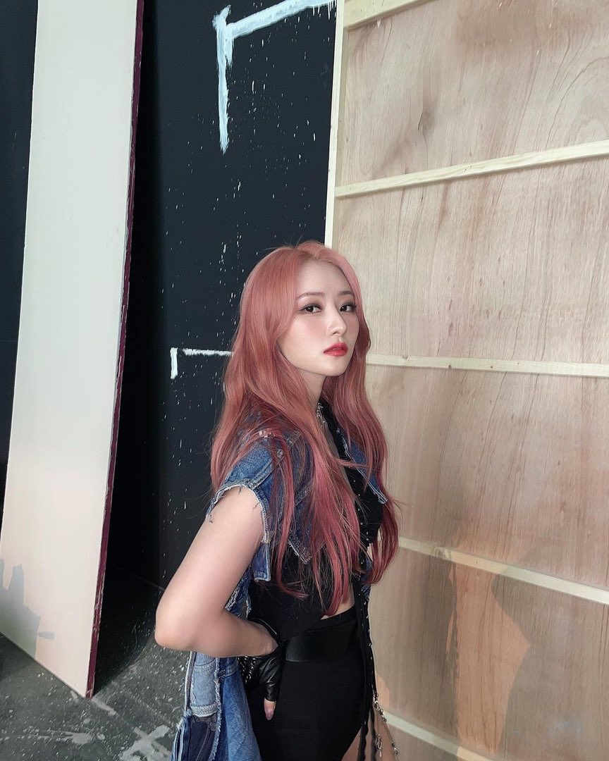 𝐃RΣΔ𝑀ΣRS. ︎✺ tweet media