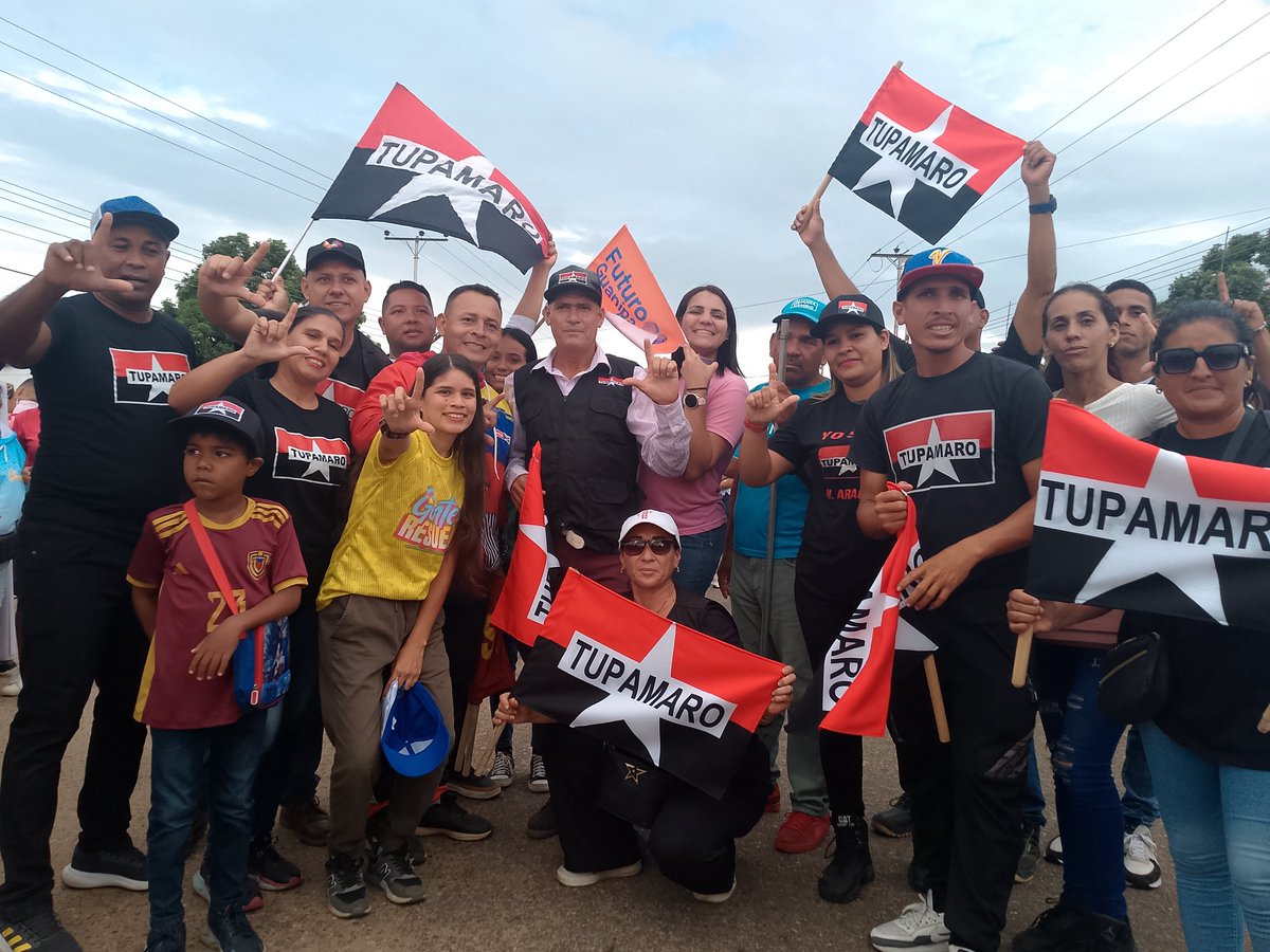 GuanipaMrt2's tweet photo. Y Asi Guanipa Recibe a Nuestro Candidato a la Gobernación "Luis Marcano" con esa alegría que nos caracteriza y el Espíritu Revolucionario que nos llevará a la Victoria del 25 de Mayo 
#TupamaroEjemploDeLucha https://t.co/8UCy68Lf9f