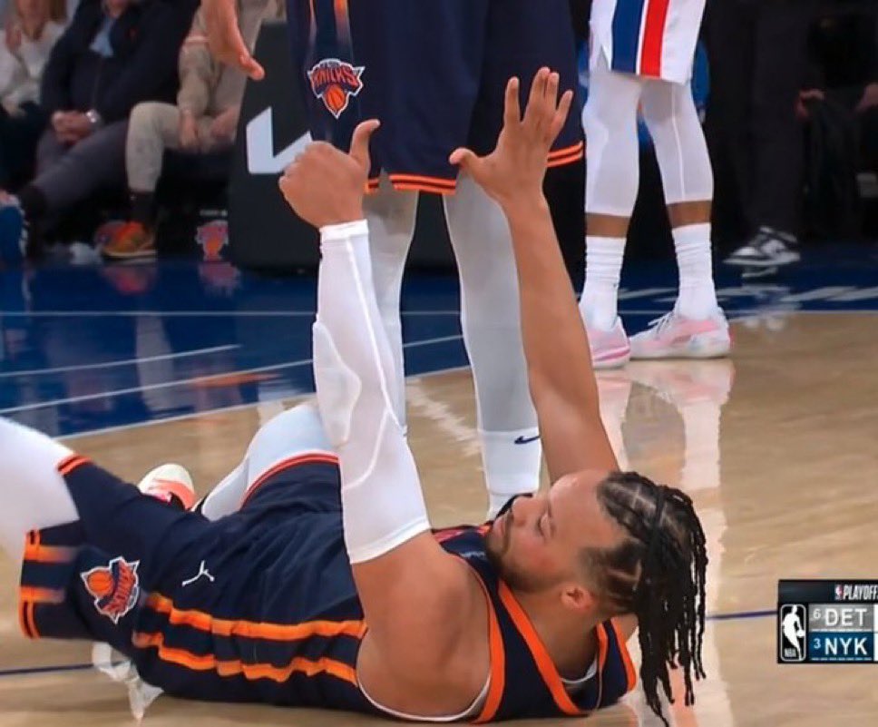 BarstoolNYC's tweet photo. KNICKS IN https://t.co/Ib2fngSTmt