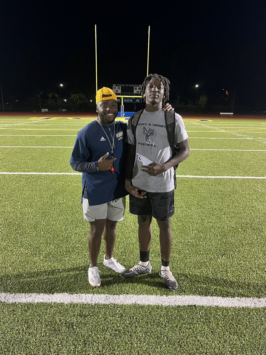 Lahai Massaquoi (@lahaionlygoup) on Twitter photo Had a great time competing at
Emory & Henry camp today thank you <a href="/CoachEasley__/">Tyler Easley</a> and <a href="/CoachDWoodson/">Coach Woodson</a> for inviting me out
<a href="/coachdarrylveal/">Coach Darryl Veal</a> <a href="/DCherry55/">Daryl Cherry</a> <a href="/CozWon/">COACH CHRIS CURRIE</a> Had a great time competing at
Emory & Henry camp today thank you <a href="/CoachEasley__/">Tyler Easley</a> and <a href="/CoachDWoodson/">Coach Woodson</a> for inviting me out
<a href="/coachdarrylveal/">Coach Darryl Veal</a> <a href="/DCherry55/">Daryl Cherry</a> <a href="/CozWon/">COACH CHRIS CURRIE</a>