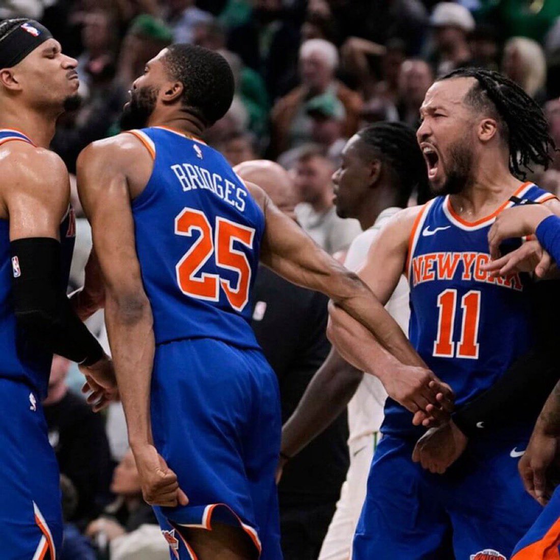 TheHoopCentral's tweet photo. BREAKING—NEW YORK IS HEADED TO THE EASTERN CONFERENCE FINALS. 🔥🔥🔥 https://t.co/GE8dDlTiWK