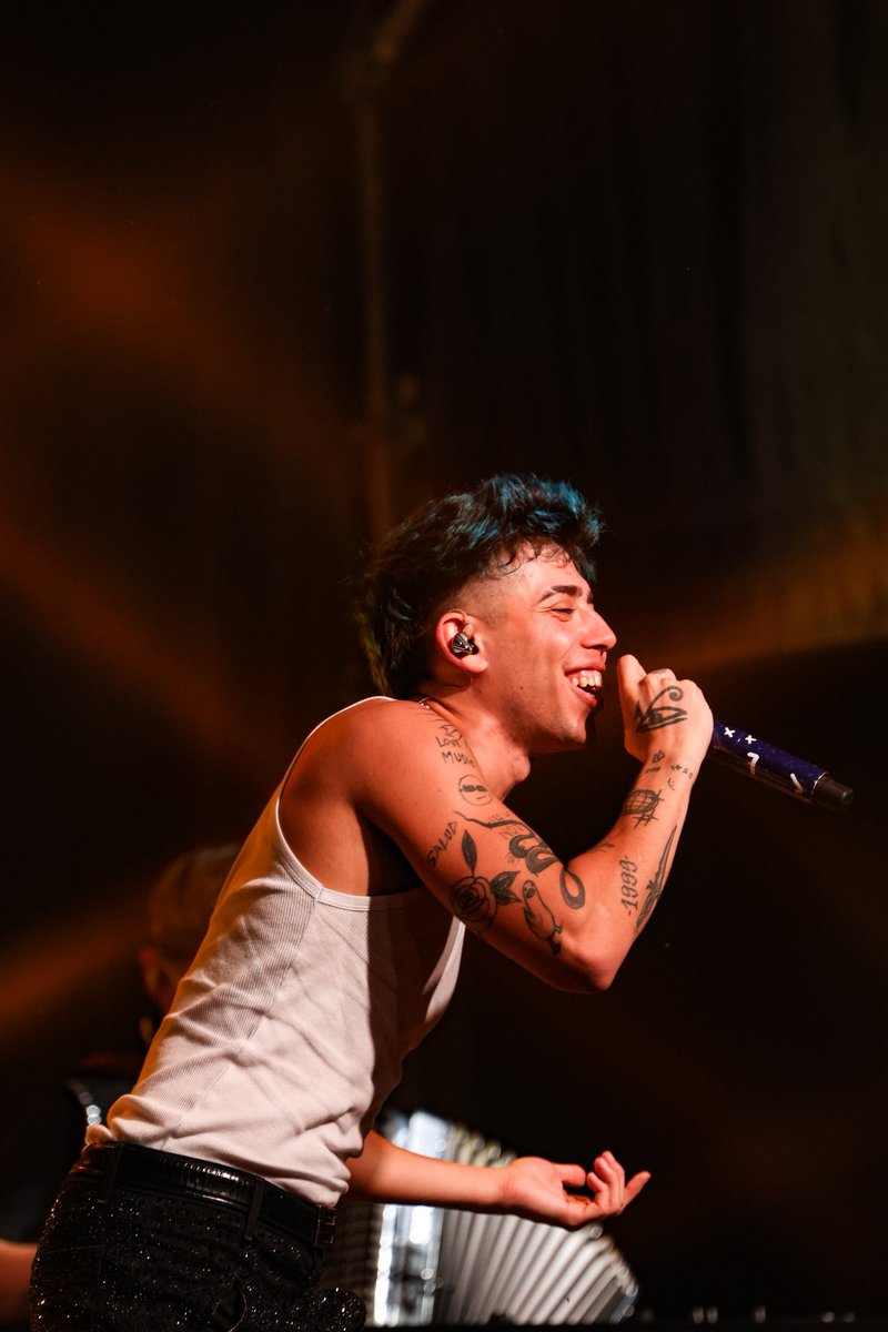 Les comparto postales del show de Luck Ra 📸🇺🇾