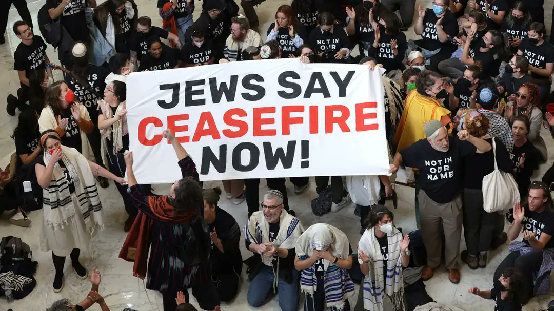 The Times Has Come for Britain’s Anti-Zionist Jewish Groups to Unite
At a Time of Genocide, Division and Disunity is a Luxury We Cannot Afford
azvsas.blogspot.com/2025/05/the-ti…