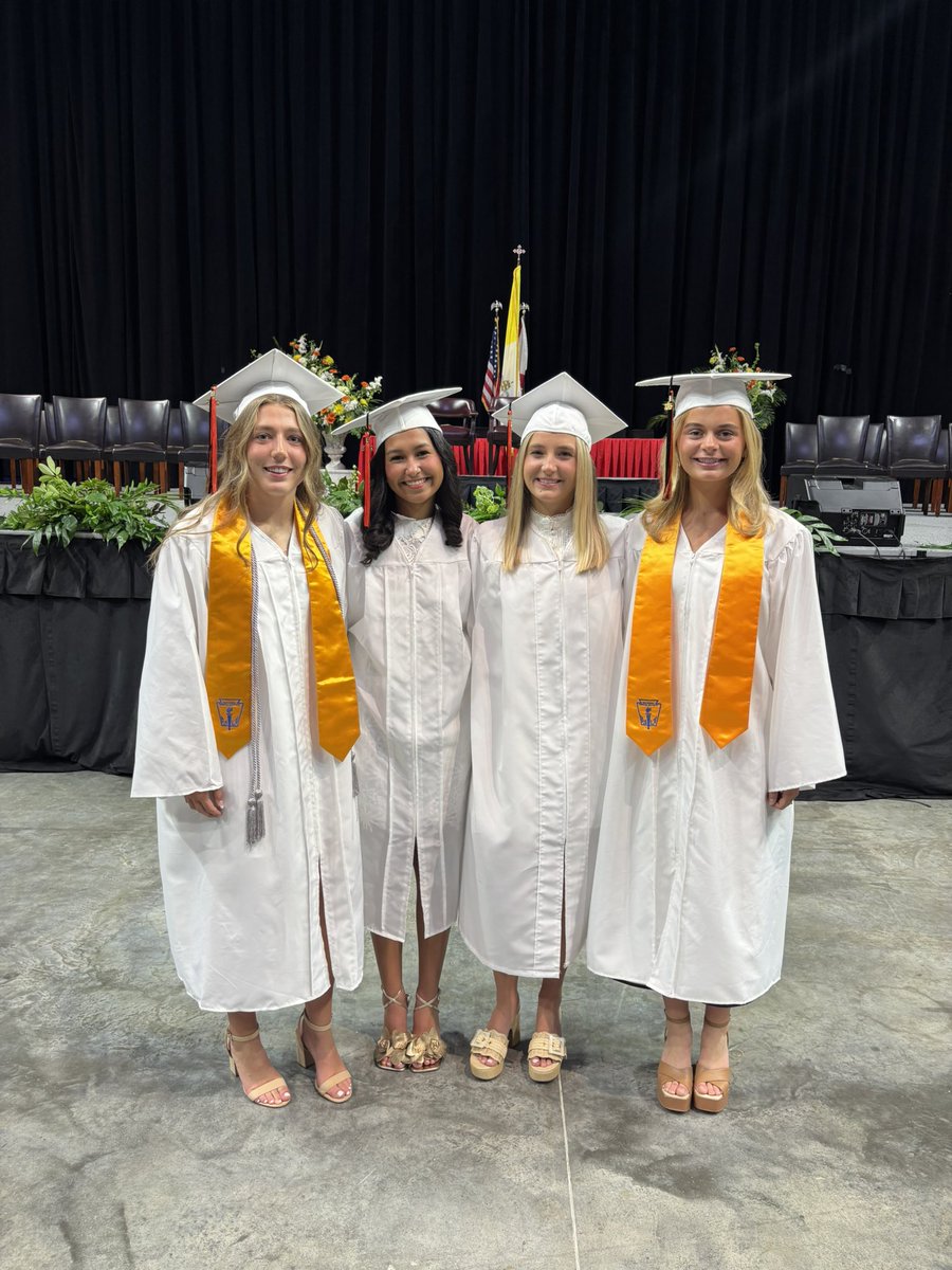 Congratulations to our fantastic seniors. Be bold. Be brave. Be you! You will always have a home in the Lady Jacket family 🧡🖤 #weoverme #swarm #graduation #seniors