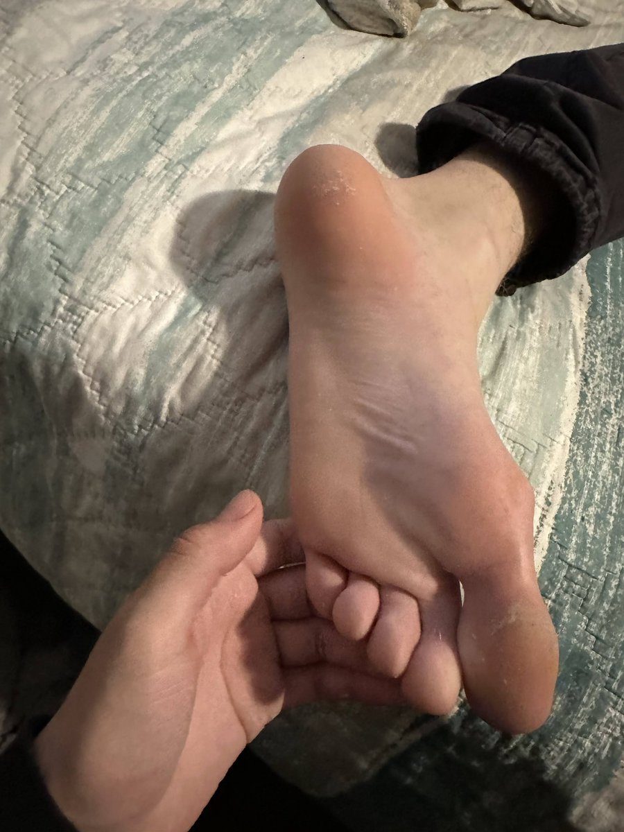 Homies size 11 perfect foot sole 🤤😵‍💫 #boyfeet #trampling #cutefeet #malefeet #menfeet #toes #feetfetish #straight #gay #foot #feet #licking #bestfeet #footfetish #bi #curling #toesucking #dominate #feetlover #worship