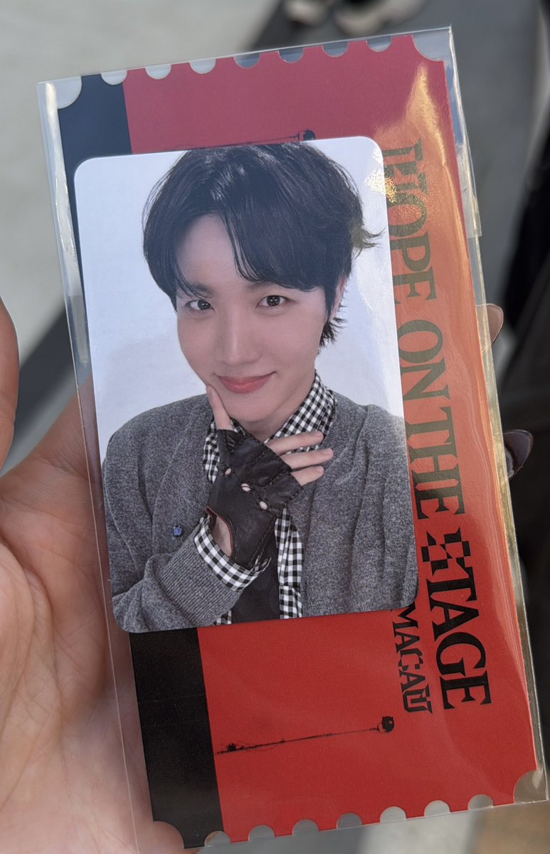 J-HOPE - HOPE ON THE STAGE HOTS Tour MACAU 🇲🇴 ARMY ZONE Day 1