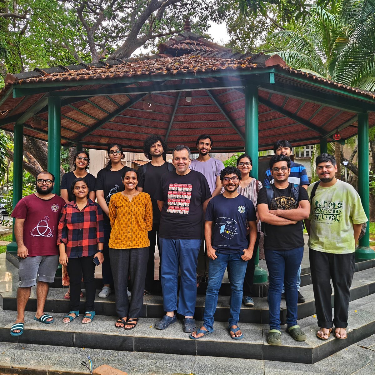 queersprings's tweet image. Pictures from the just concluded IMSc Summer Science Writing workshop: a week-long workshop on how to read and write mathematical sciences in both technical and non-technical genres. 🔥
#sciencewriting
🧵