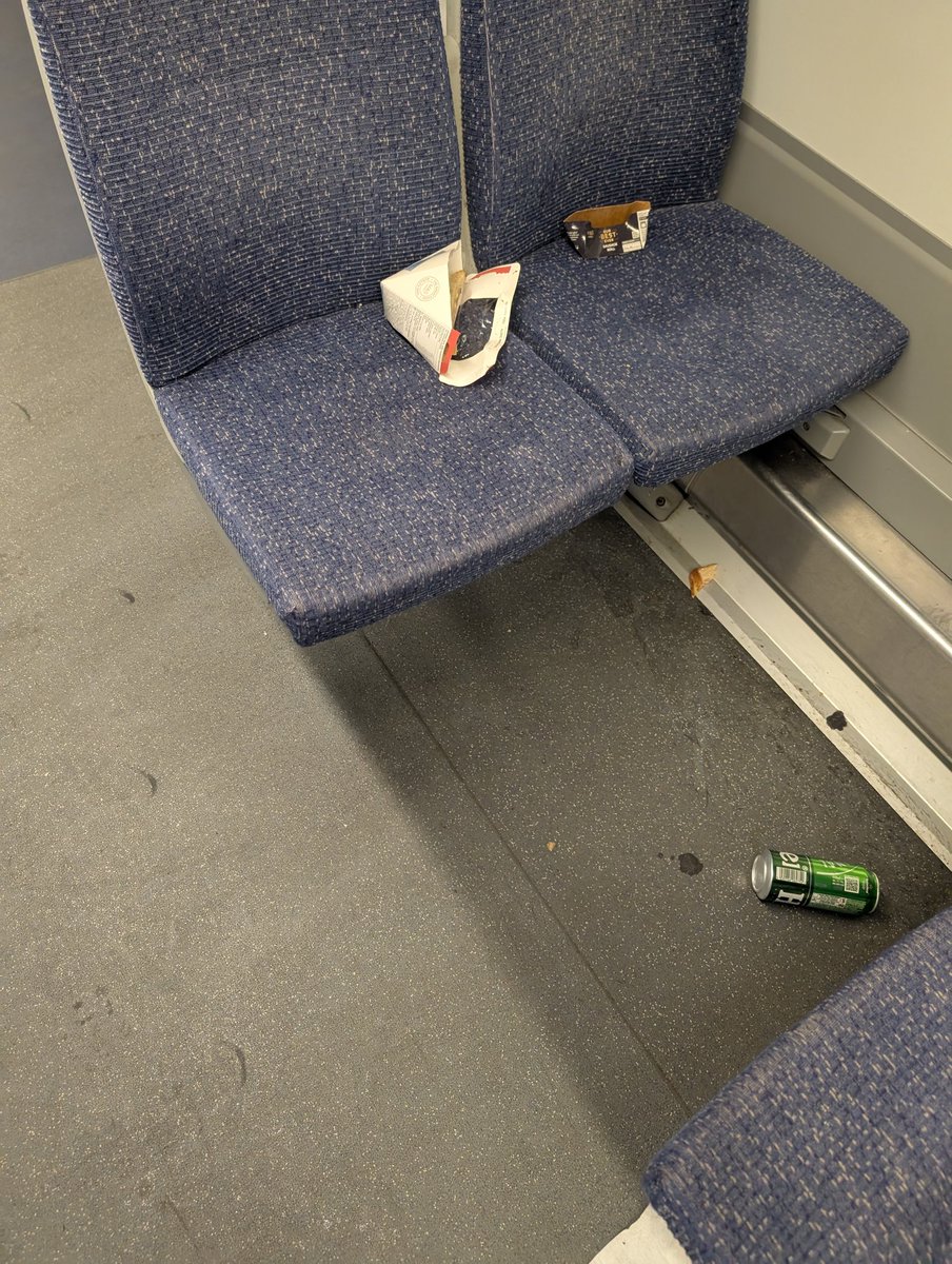 donkeywolf's tweet photo. @TLRailUK highest rail fares in Europe and yet you can't employ anyone to clean the trains before going into service https://t.co/wfKWsBo8Kr