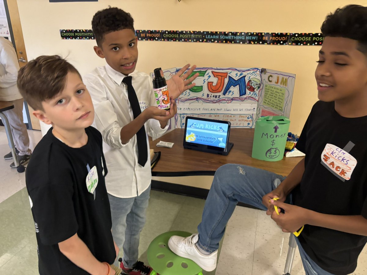 DR. KENYA GREER (@kenyagreer14) on Twitter photo Our 1st Young Entrepreneur Showcase for our upper grades was a Blast 💥! Our 50+ business owners were excited to share the local businesses that would be great for our community! <a href="/IsonSpringsES/">IsonSpringsES</a> I guess next year we will need a lot more space for our leaders 😎 Our 1st Young Entrepreneur Showcase for our upper grades was a Blast 💥! Our 50+ business owners were excited to share the local businesses that would be great for our community! <a href="/IsonSpringsES/">IsonSpringsES</a> I guess next year we will need a lot more space for our leaders 😎