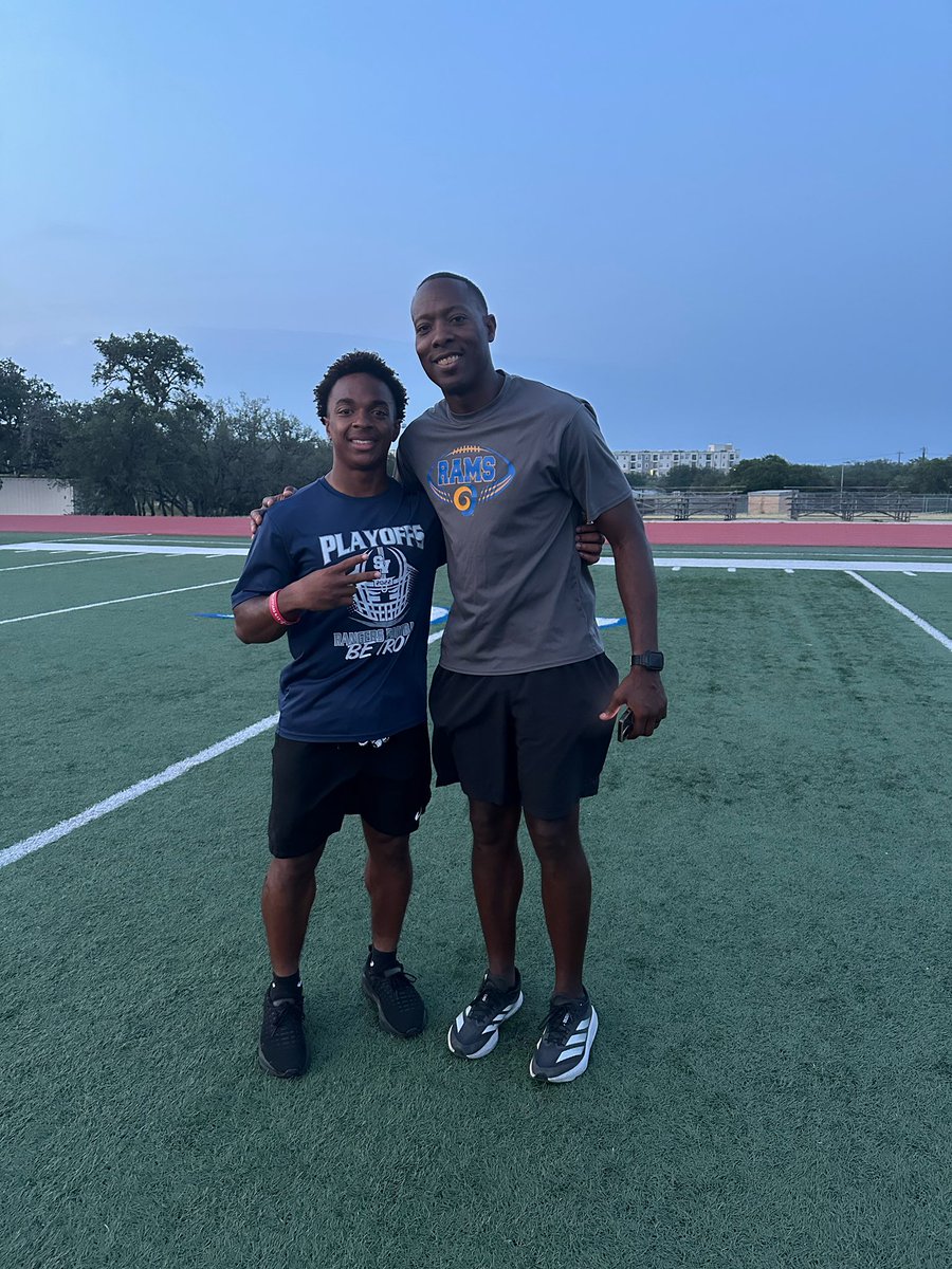 SampsonQue52174's tweet photo. Clips from Angelo State Camp
Thank you @Coach_JJohnson for the invite! https://t.co/pRsb7CVrC5