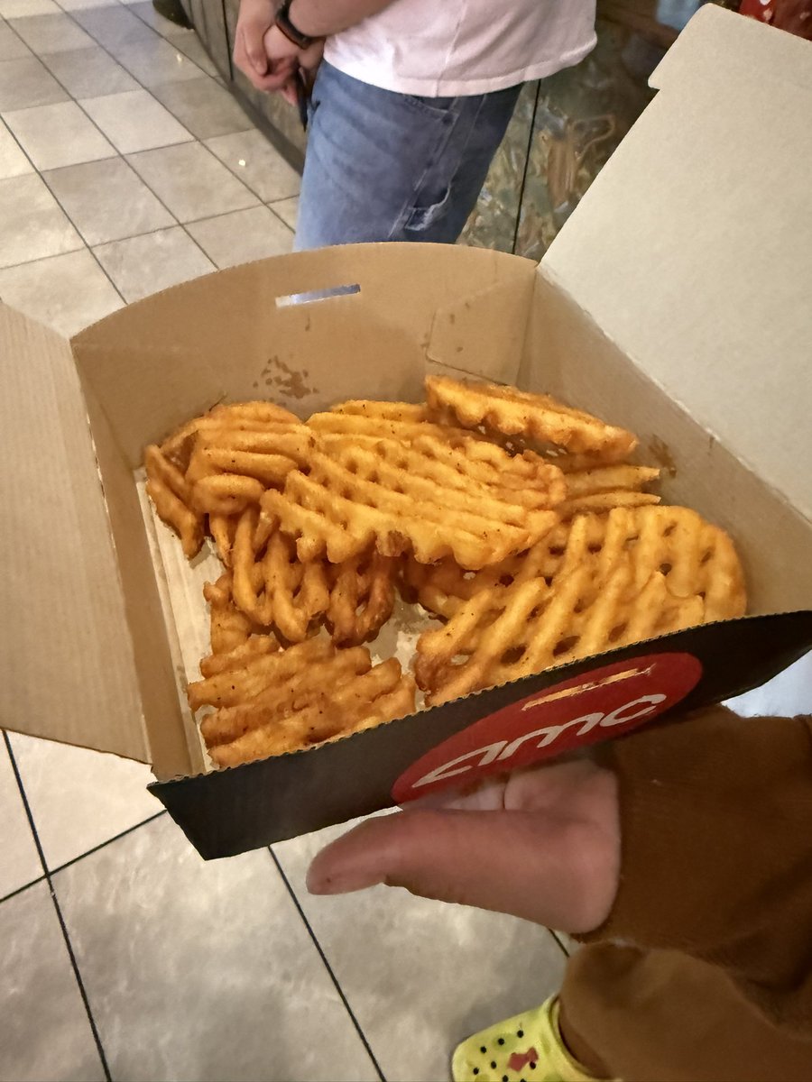 Jannett Ctu tweet media