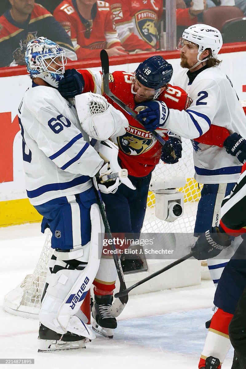 malkinsmarner's tweet image. tkachuk having a full crash out and woll just fully dissociating is sending me so bad that man is unbothered