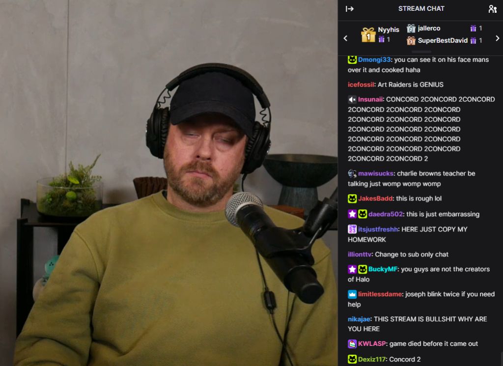Terak404's tweet image. Bungie getting roasted by the chat during their Marathon Q&A.
People are calling their game Concord 2 😂
