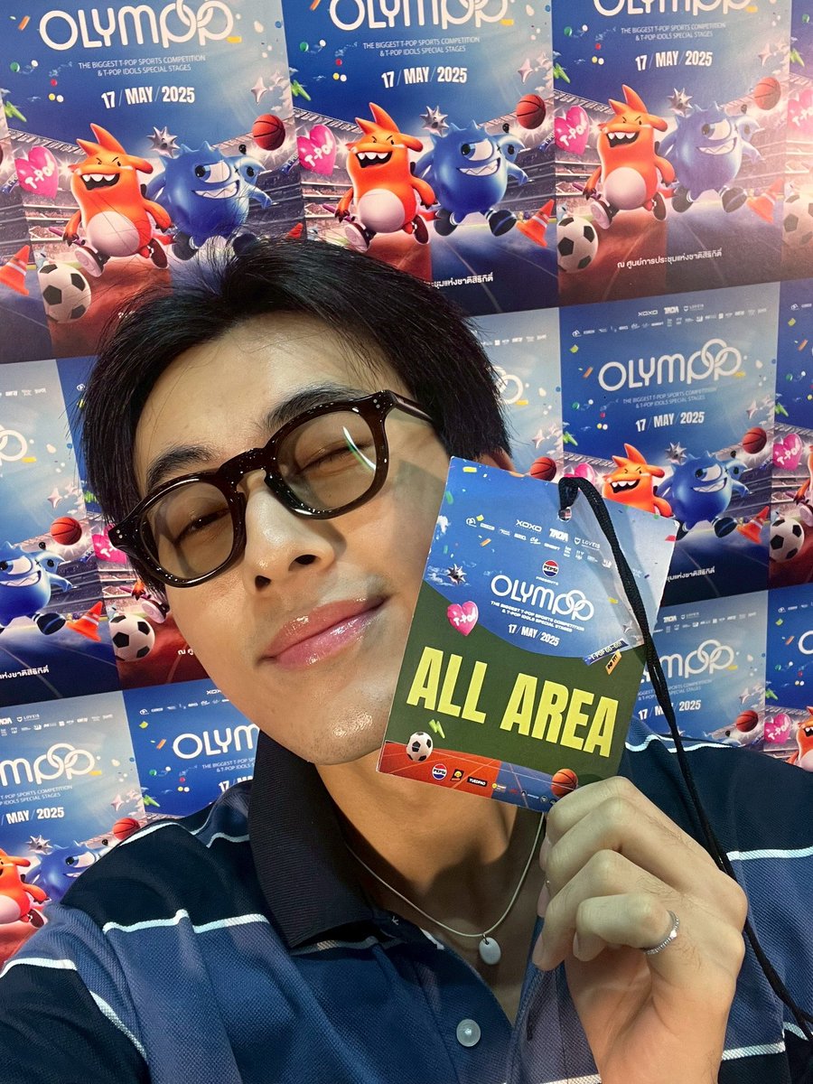 GORN PROXIE
CHECKED IN AT #OLYMPOPDAY 
#PEPSIpresentsOLYMPOP