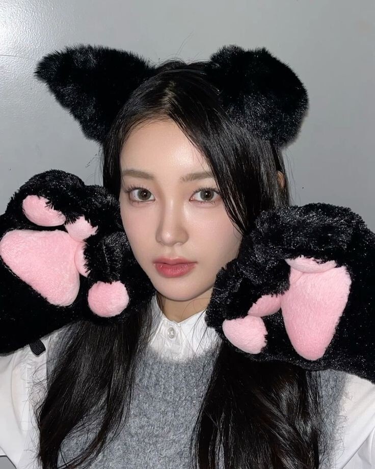 USE ' HEY / ✉️ ' - ENGLISH ONLY tweet media