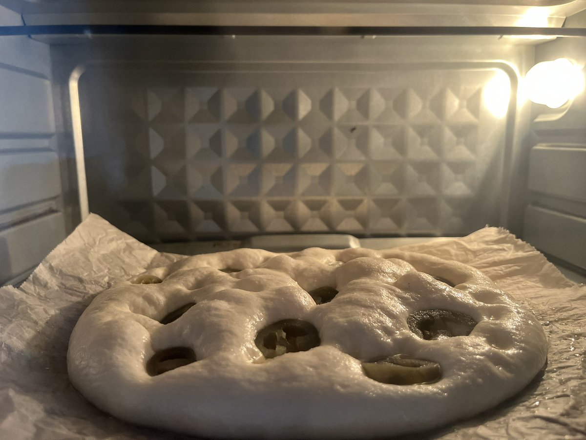 simpleton_set's tweet image. In yesterday’s #SourdoughClass, #Focaccia making was taught!

#SimpleHomeBakes
#Sourdough