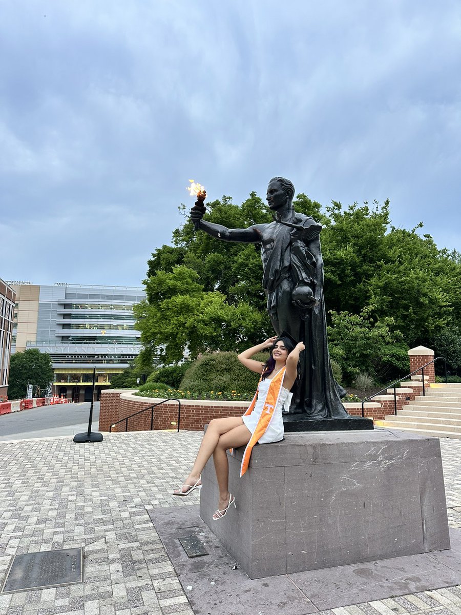 Mooné Rahimi tweet media