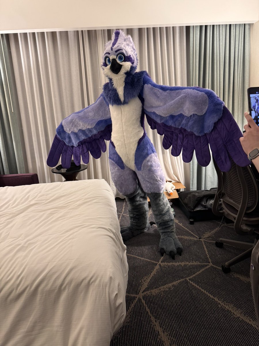 First #FursuitFriday with the full suit! Featuring the first time I ever put it on