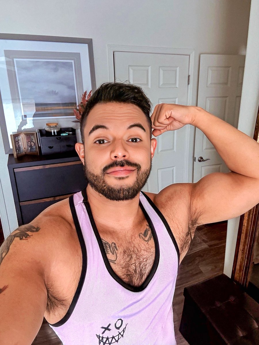 Lavender on a sweaty day. Feeling the sun effects ☀️