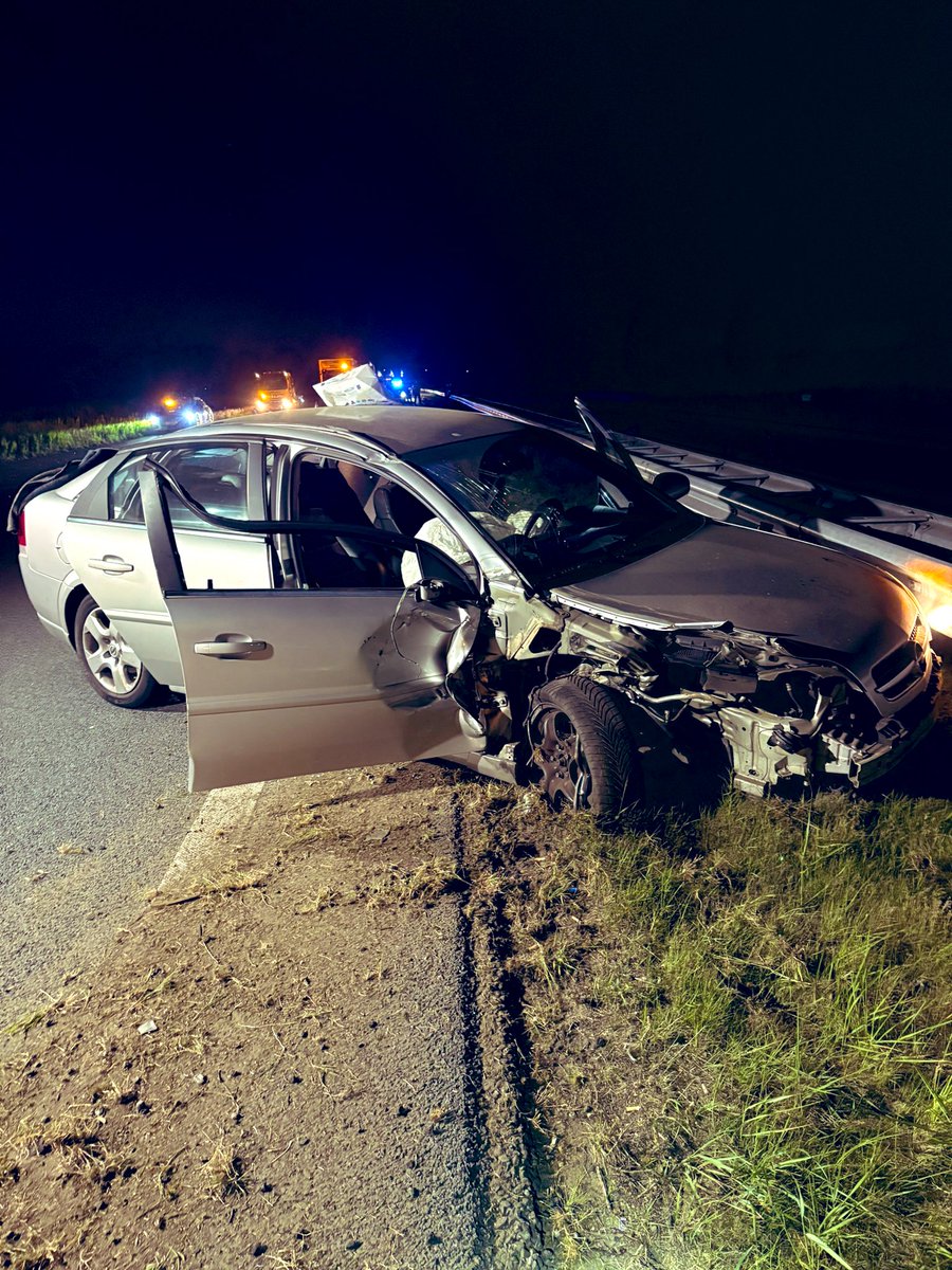 Ongeval op A50 bij Veghel: Auto achterop vrachtauto