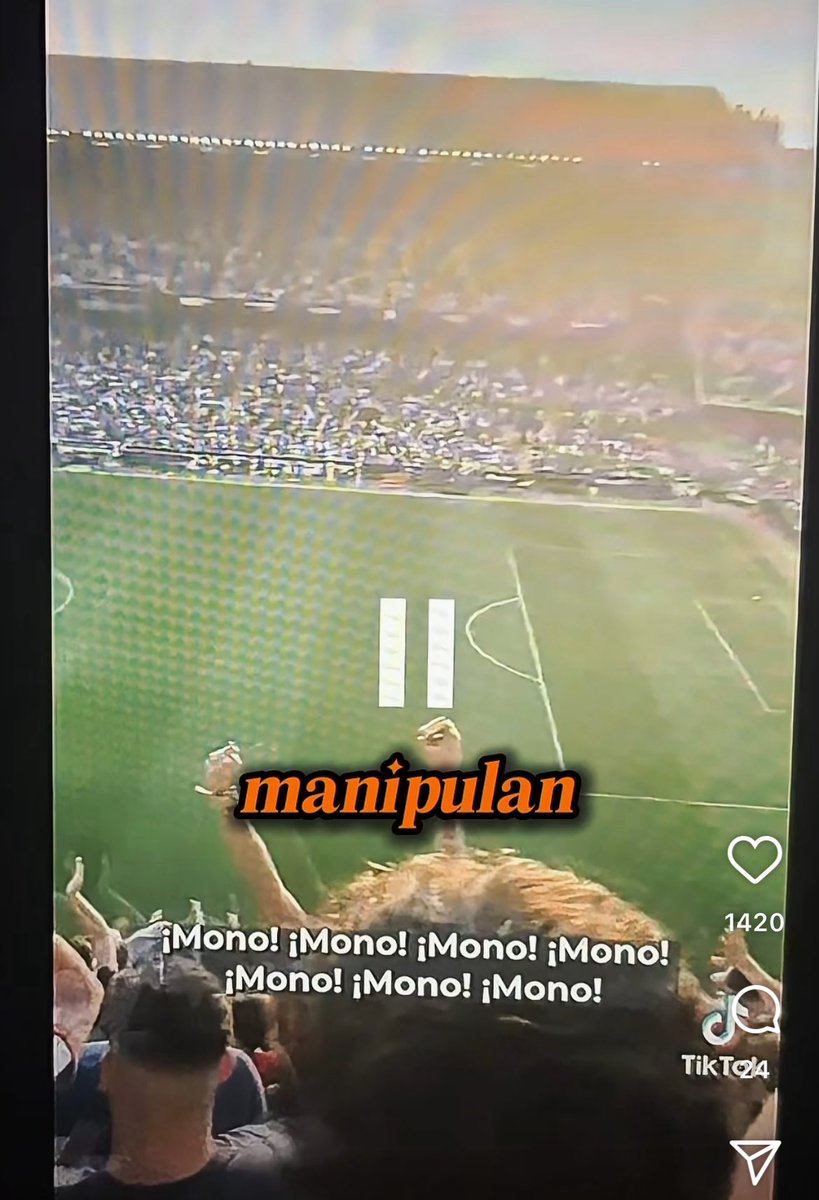 mm_raaul's tweet photo. Con unos directivos que no estan a la altura de este club. Seremos los aficionados quienes lo defendamos. @NetflixES @valenciacf https://t.co/CVSCwvoIDU