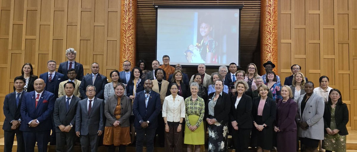Arjaree Sriratanaban (@a_sriratanaban) on Twitter photo Reception at <a href="/RTECANBERRA/">Royal Thai Embassy Canberra</a> to honour Prof. Dr. Caroline Homer AO
of 🇦🇺, Awardee of Princess Srinagarindra Award 2024, whose work and leadership on nursing & midwifery and research in maternal and infant health has benefitted health & lives of mothers, infants & children worldwide. Reception at <a href="/RTECANBERRA/">Royal Thai Embassy Canberra</a> to honour Prof. Dr. Caroline Homer AO
of 🇦🇺, Awardee of Princess Srinagarindra Award 2024, whose work and leadership on nursing & midwifery and research in maternal and infant health has benefitted health & lives of mothers, infants & children worldwide.