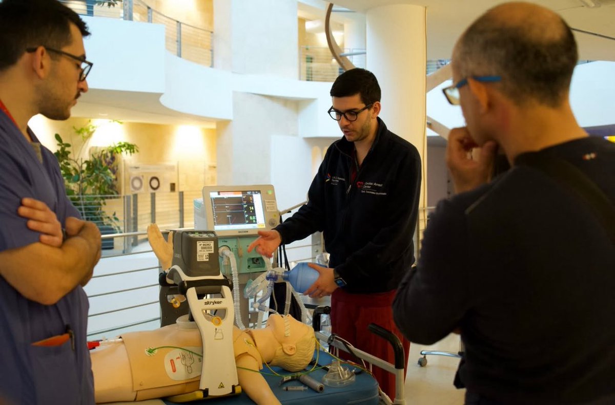 San Raffaele Anesthesia and Intensive Care (@sranesthesiaicu) on Twitter photo Last Saturday, our team took part in the <a href="/MyUniSR/">Università Vita-Salute San Raffaele</a> Open Day with hands-on demonstrations of cardiopulmonary resuscitation, defibrillator use, and airway obstruction management. We also hosted an information booth on the latest advances in advanced cardiac arrest resuscitation. Last Saturday, our team took part in the <a href="/MyUniSR/">Università Vita-Salute San Raffaele</a> Open Day with hands-on demonstrations of cardiopulmonary resuscitation, defibrillator use, and airway obstruction management. We also hosted an information booth on the latest advances in advanced cardiac arrest resuscitation.