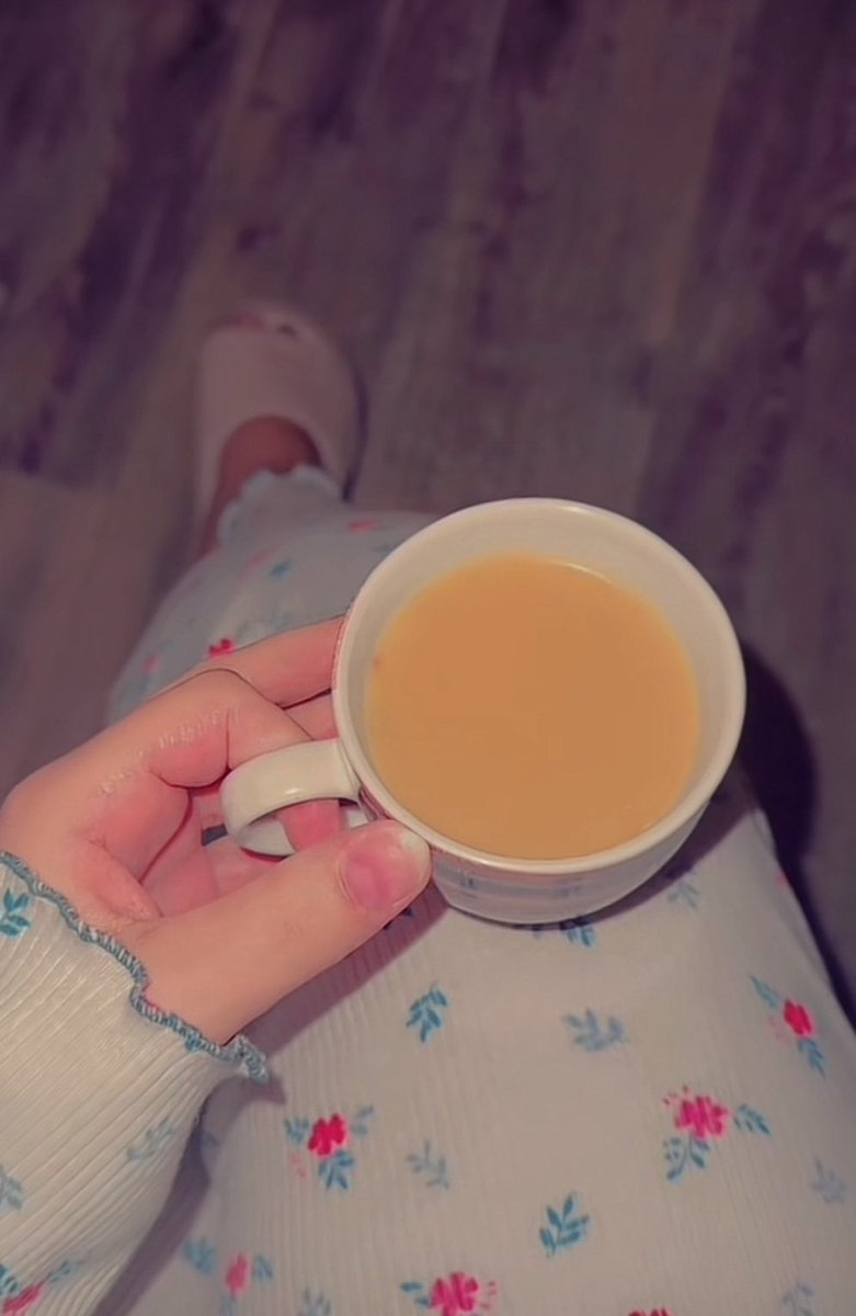صباح الخير ☕️🌸