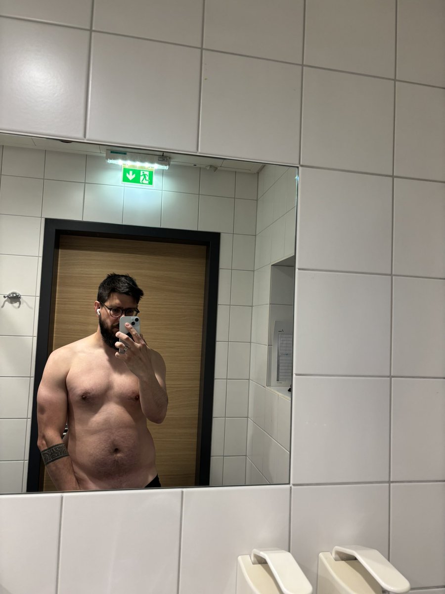 Florian Zeilinger (@zeiling5) on Twitter photo 