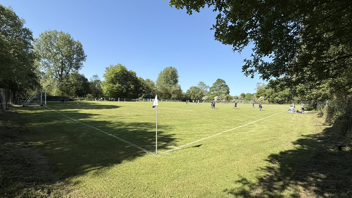 Leon Gladwell (@bturnstiles) on Twitter photo A two mile walk up the West Highland Way brings me to the first of today’s triple-header. <a href="/MilngavieW/">Milngavie Wanderers</a> Staney Brig ground is a perfect green rectangle in the middle of Mugdock Forest. And as expected, the midges are already out in force. A two mile walk up the West Highland Way brings me to the first of today’s triple-header. <a href="/MilngavieW/">Milngavie Wanderers</a> Staney Brig ground is a perfect green rectangle in the middle of Mugdock Forest. And as expected, the midges are already out in force.
