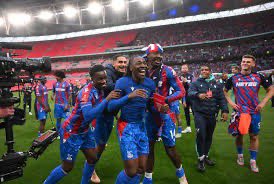 Eve Ainsworth (@eveainsworth) on Twitter photo So excited to be going to Wembley today
Come on <a href="/CPFC/">Crystal Palace F.C.</a> you’ve got this!
#FACup #facupfinal #CrystalPalace #thirdtimeacharm So excited to be going to Wembley today
Come on <a href="/CPFC/">Crystal Palace F.C.</a> you’ve got this!
#FACup #facupfinal #CrystalPalace #thirdtimeacharm