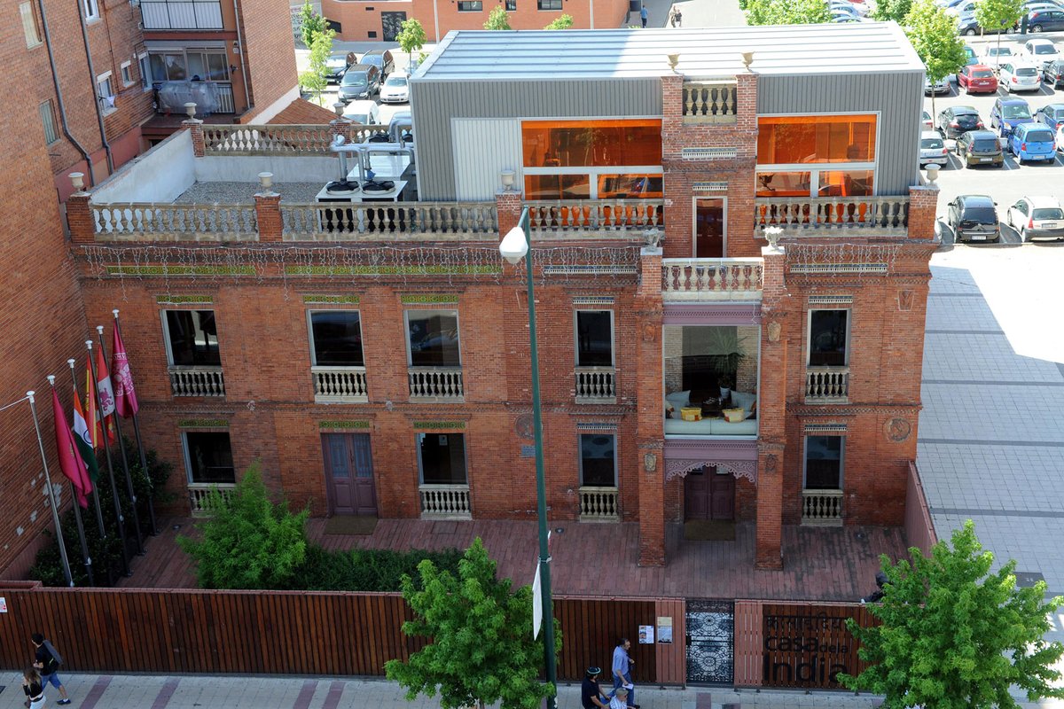 Casa de la India in Spain (@casaindiavll) on Twitter photo 📢 Celebra #DíaInternacionaldelosMuseos y #NocheEuropeadelosMuseos con nosotros.
📆 Sábado 17 mayo
🕕Pases 12; 13; 17; 19; 21; 23h
🎟️Por invitación
📍Casa de la India
👉Más información en casadelaindia.org
<a href="/AyuntamientoVLL/">Ayto. de Valladolid</a> <a href="/UVa_es/">Gabinete de Comunicación Universidad de Valladolid</a> <a href="/IndiainSpain/">India in Spain</a> <a href="/iccr_hq/">ICCR</a> 📢 Celebra #DíaInternacionaldelosMuseos y #NocheEuropeadelosMuseos con nosotros.
📆 Sábado 17 mayo
🕕Pases 12; 13; 17; 19; 21; 23h
🎟️Por invitación
📍Casa de la India
👉Más información en casadelaindia.org
<a href="/AyuntamientoVLL/">Ayto. de Valladolid</a> <a href="/UVa_es/">Gabinete de Comunicación Universidad de Valladolid</a> <a href="/IndiainSpain/">India in Spain</a> <a href="/iccr_hq/">ICCR</a>