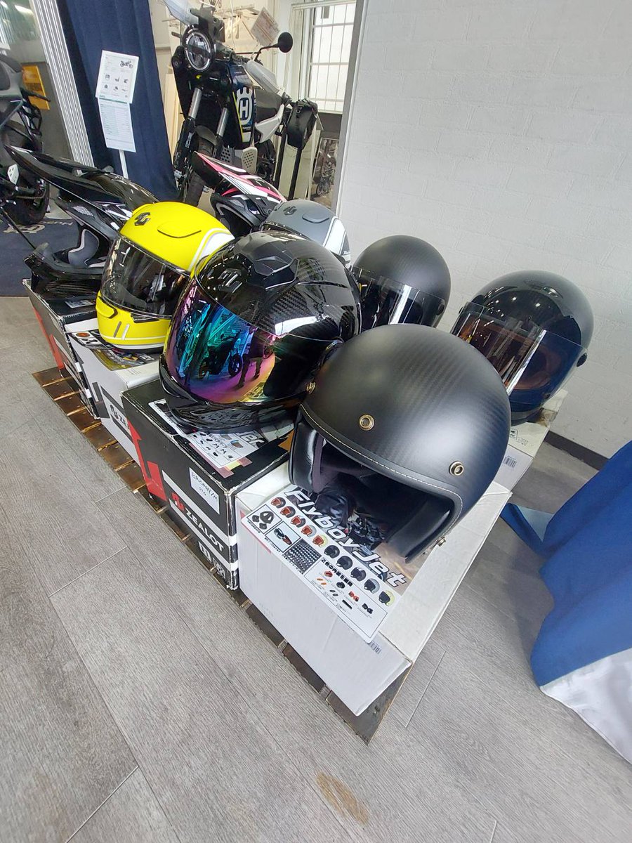 mfd_osaka's tweet image. 本日はMFD大阪店にてPLOT様が出店！
PEV600だけじゃないですよ☺
ヘルメットやラムマウント、ダンパー、チェーン、スプロケットまで直に触れて見ていただけますよ！
皆様のご来店お待ちしております👍
＃MFD大阪店
＃PLOT ＃RAMMOUNTS #ジーロット
plotonline.com