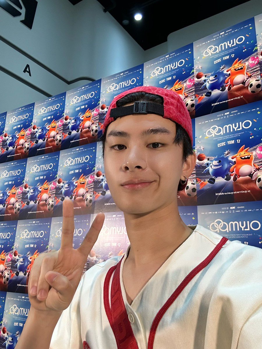 THAI BUS because of you i shine
CHECKED IN AT #OLYMPOPDAY